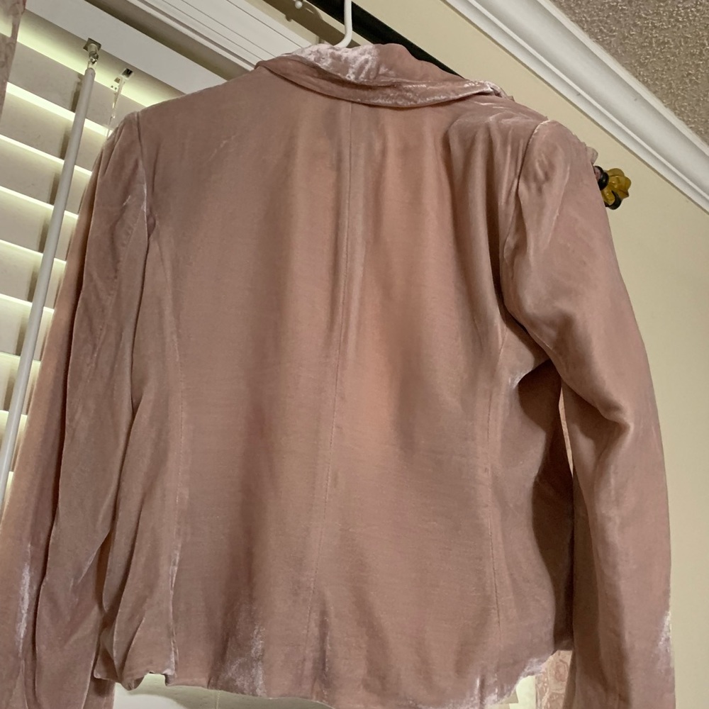 Jacket - Picture 5 of 6